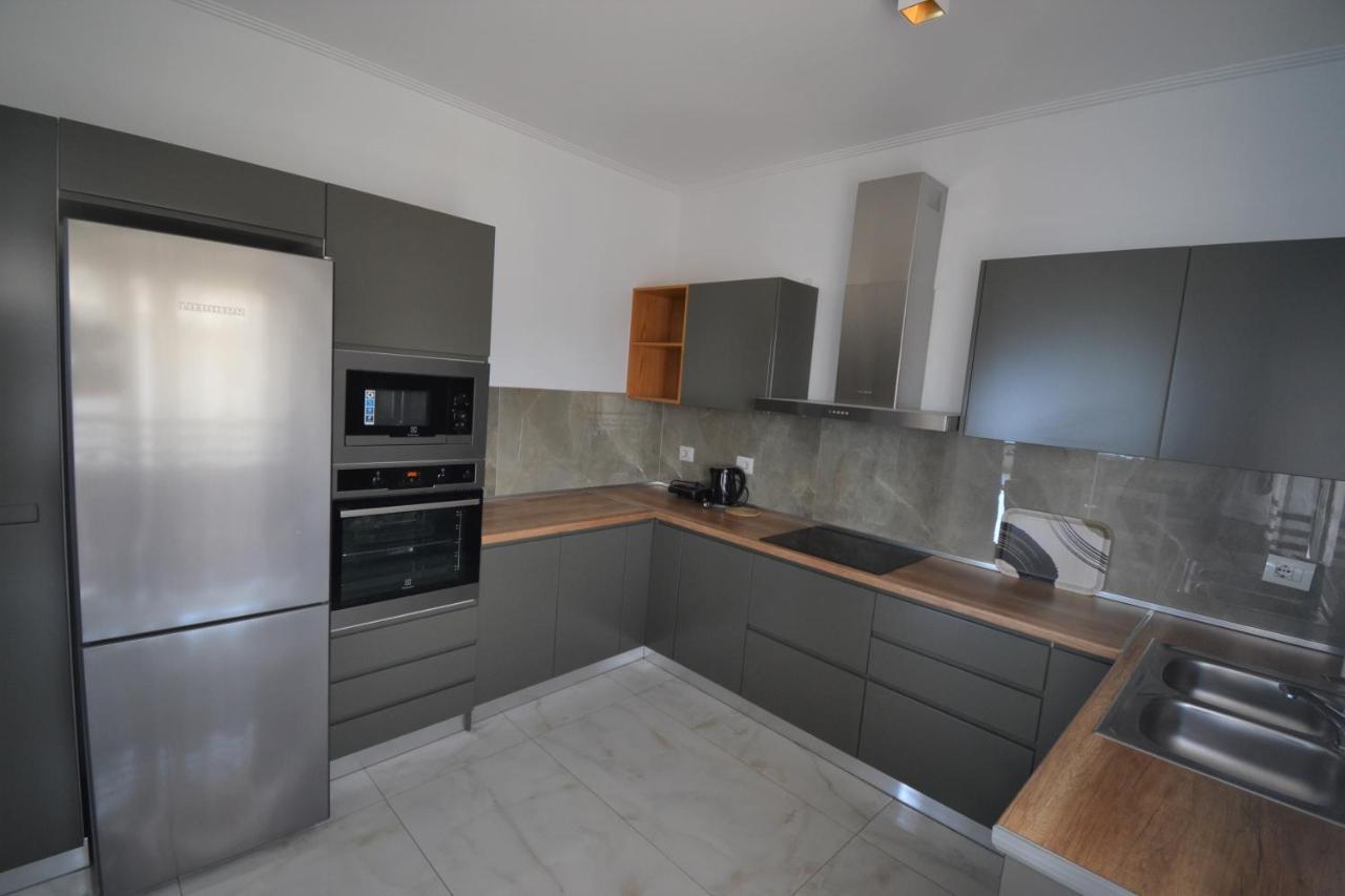 Luxury Penthouse B&E Apartman Saranda Kültér fotó