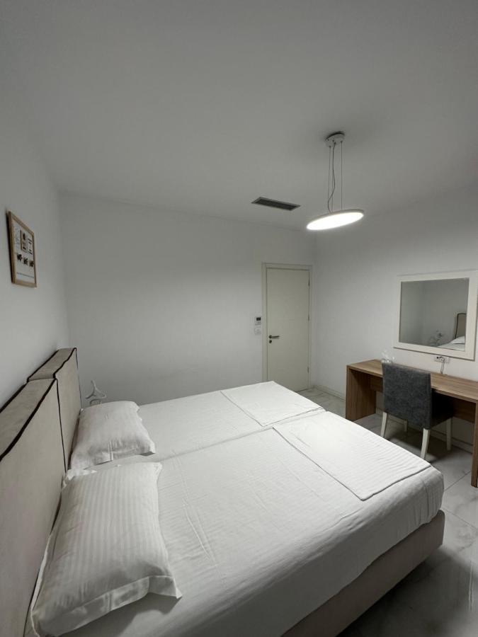 Luxury Penthouse B&E Apartman Saranda Kültér fotó